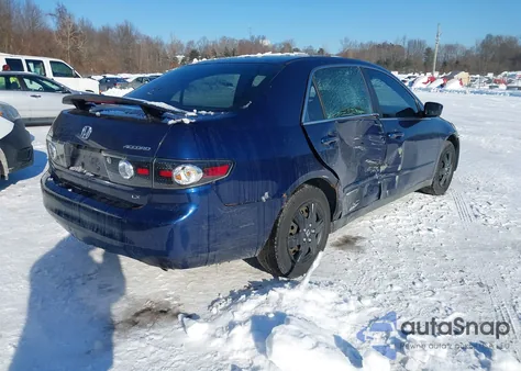2005 Honda Accord 2.4 Lx z USA, uszkodzony, nr VIN 1HGCM56475A007684